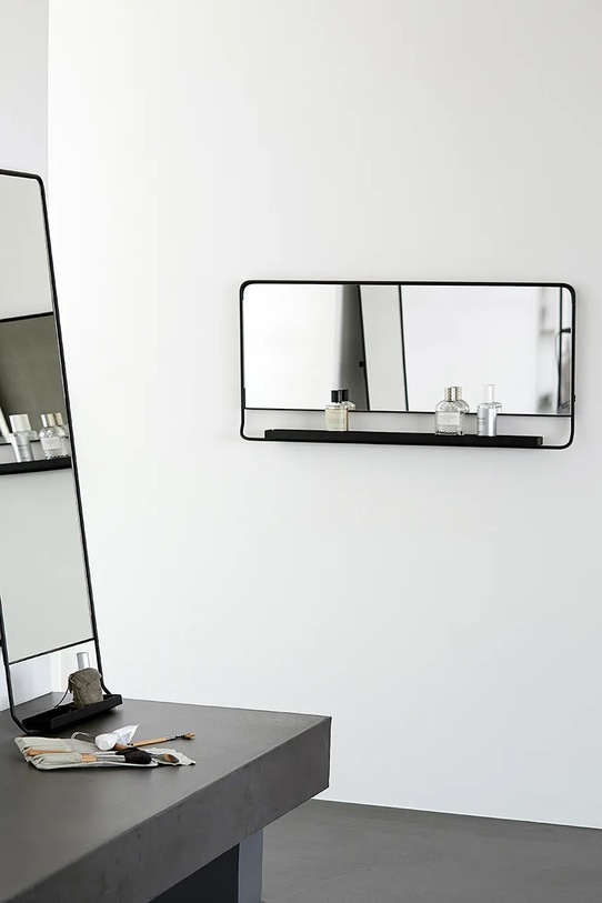 Salon i sypialnia House Doctor lustro ścienne stalowe 80 x 40 cm 207290801 czarny