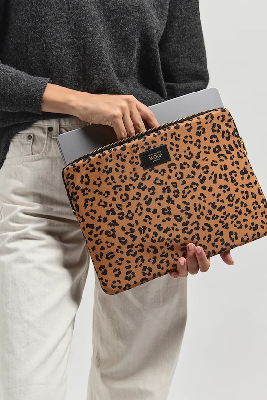 WOUF pokrowiec na laptopa Agar 15" & 16" SB240026 multicolor