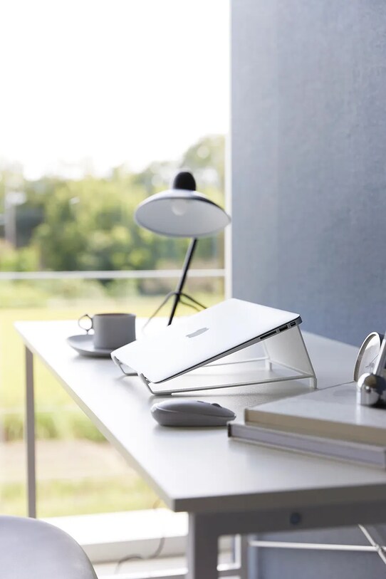 Decor Stojan na notebook Yamazaki 1626 biela