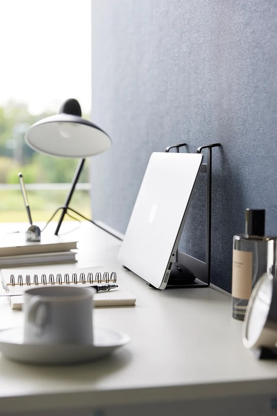 Yamazaki stojak na laptopa Tower 26,5 x 21,3 x 10 cm 1627 czarny