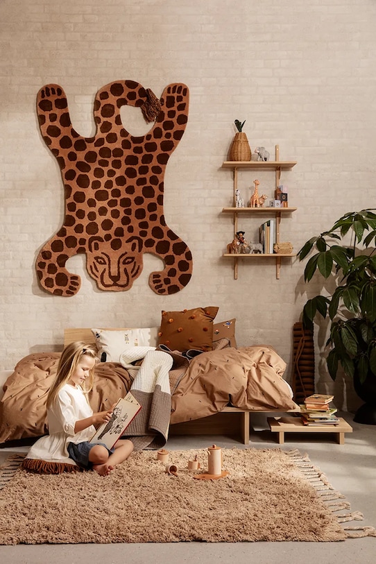 Вітальня та спальня Столик ferm LIVING Kona Side Table 110260210 бежевий