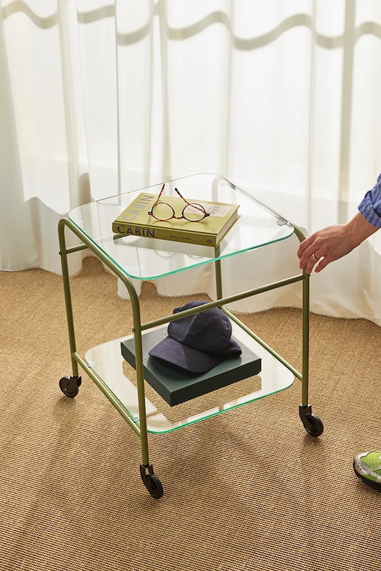 Obývacia izba a spálňa Nábytok s kolieskami Hübsch Zephyr 43 x 42 x 54 cm 022001 zelená