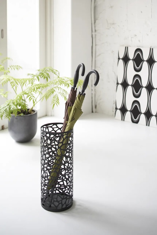 Вітальня та спальня Підставка для парасольок Yamazaki Nest 19 x 19 x 46.5 cm 6322 чорний