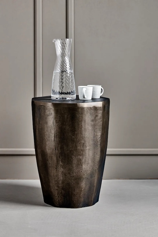 House Doctor stolik kawowy z metalu szczotkowanego 44 x 33 cm 266140042 zielony AA00