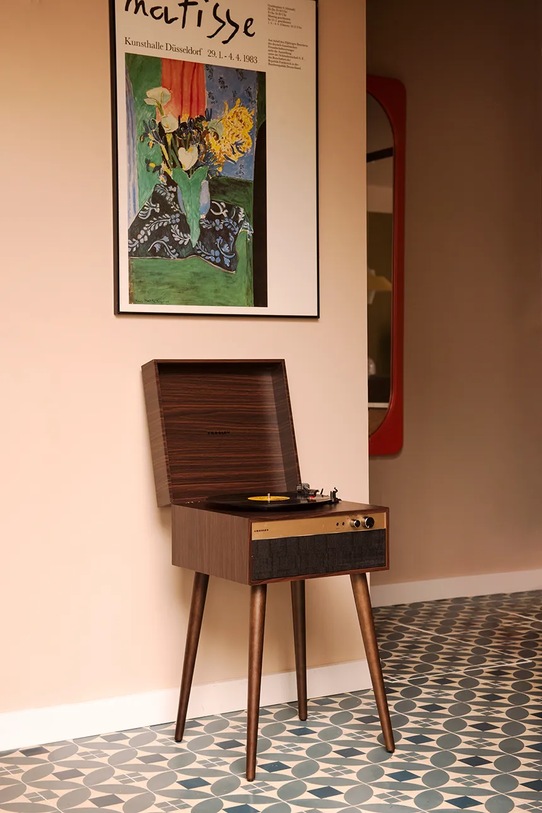 Crosley gramofon wolnostojący Jasper 38 x 35,5 x 67 cm CR6236A.WA4