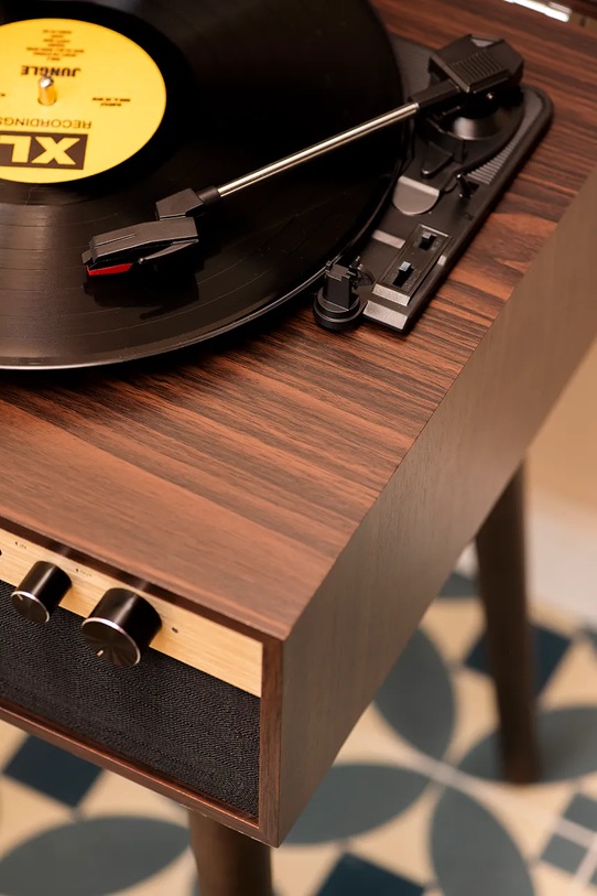 Crosley gramofon wolnostojący Jasper 38 x 35,5 x 67 cm CR6236A.WA4