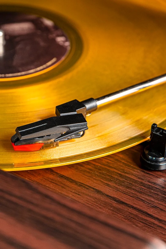 Crosley gramofon walizkowy Rhapsody 35,3 x 17,8 x 43,21 cm CR7016A.MA4