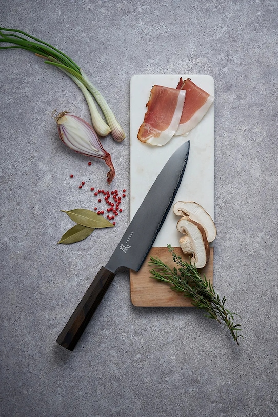Yaxell nóż kuchenny Hana Santoku 16,5 cm 34801. brązowy AA00