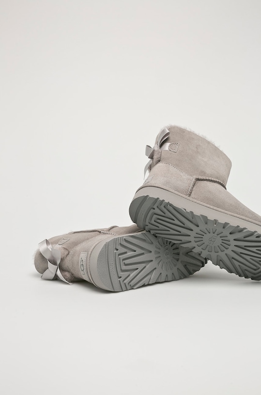 Велурени апрески UGG 1016501 сив