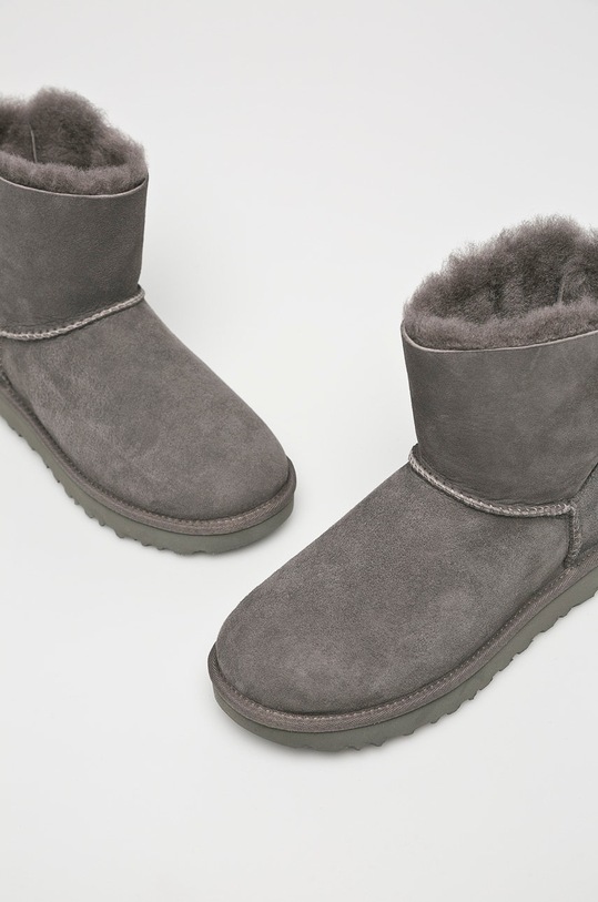 Semišové snehule UGG 1016501 sivá