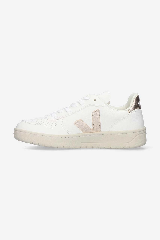 Shoes Veja leather sneakers V-10 Leather VX0502935A white