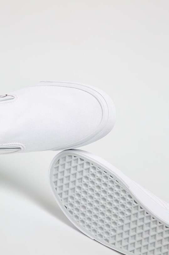 Vans - Sportcipő Classic Slip on Slip-on fehér VEYEW00