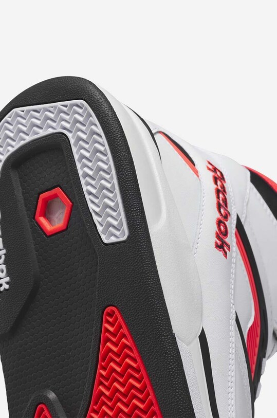 Обувь Кроссовки Reebok Pump TZ HQ8802 белый