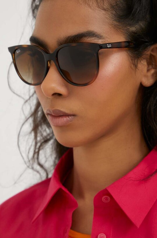 Ray-Ban okulary przeciwsłoneczne 0RB4378