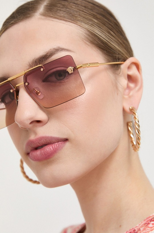 Слънчеви очила Versace розов 0VE2245