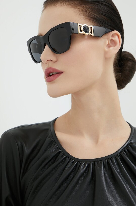 Versace occhiali da sole occhi di gatto nero 0VE4415U