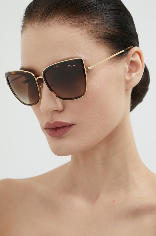 Солнцезащитные очки 0VO4223S