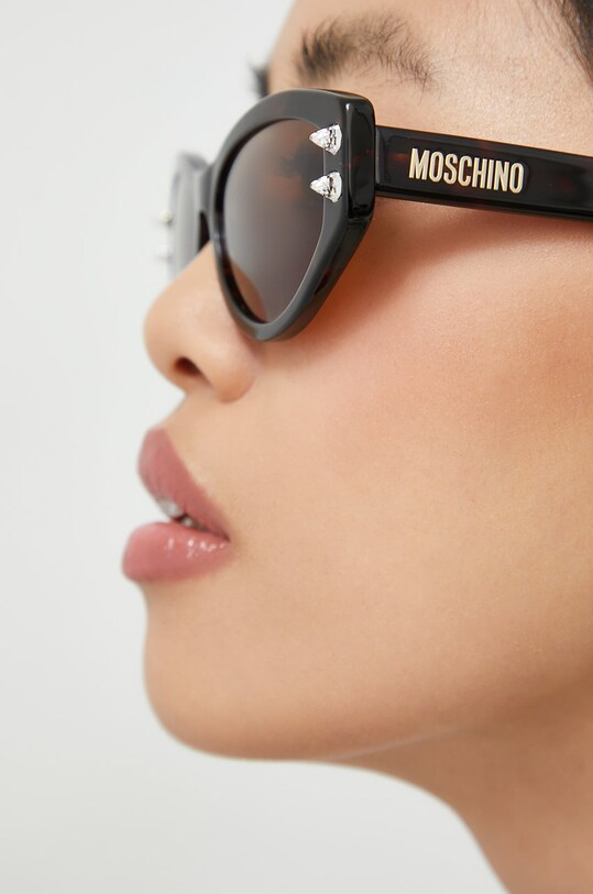 Kiegészítők Moschino napszemüveg MOS109/S barna