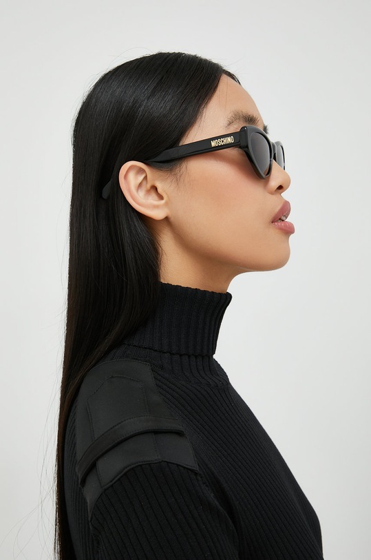 Moschino okulary przeciwsłoneczne MOS077/S czarny AA00