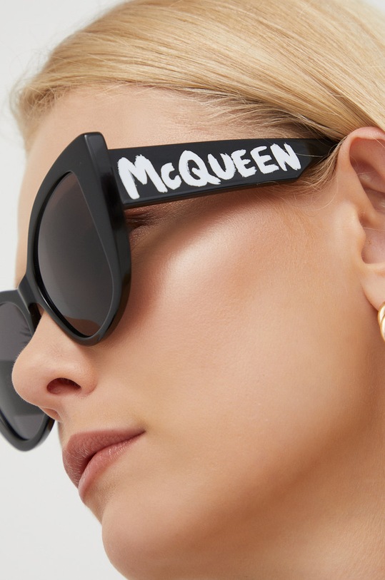 Γυαλιά ηλίου Alexander McQueen AM0347S μαύρο