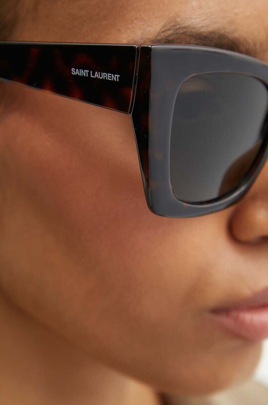 Солнцезащитные очки Saint Laurent SL.552