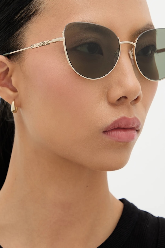 Солнцезащитные очки Burberry 0BE3144