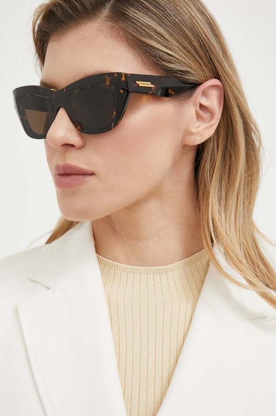 Bottega Veneta okulary przeciwsłoneczne jednolita brązowy BV1218S
