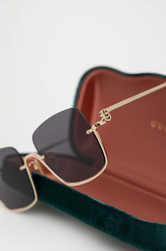 Слънчеви очила Gucci злато GG1279S