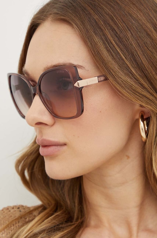 Guess okulary przeciwsłoneczne prostokątne beżowy GU7820.5659Z