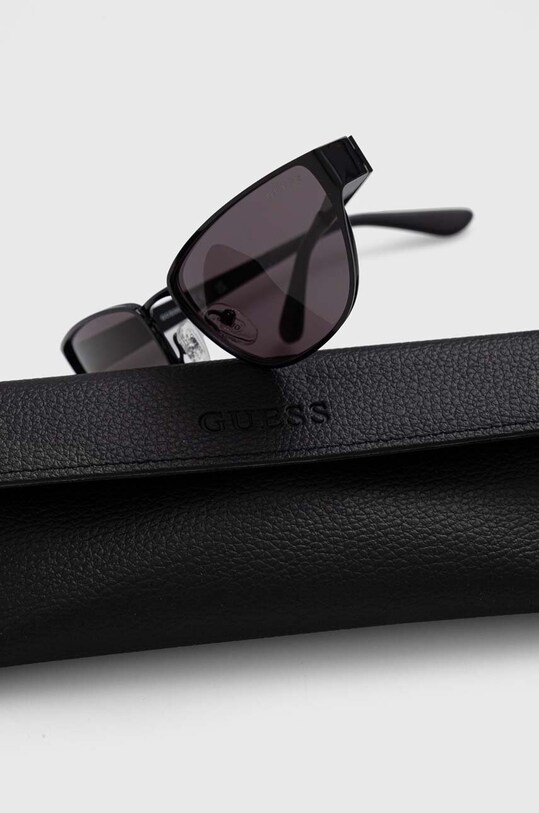 Сонцезахисні окуляри Guess чорний GU7903.5701A