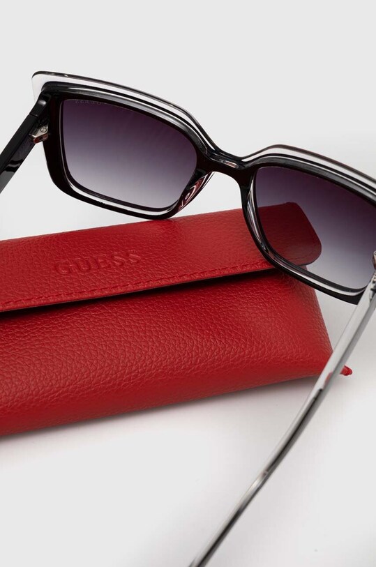 Сонцезахисні окуляри Guess GU7908.5205B чорний