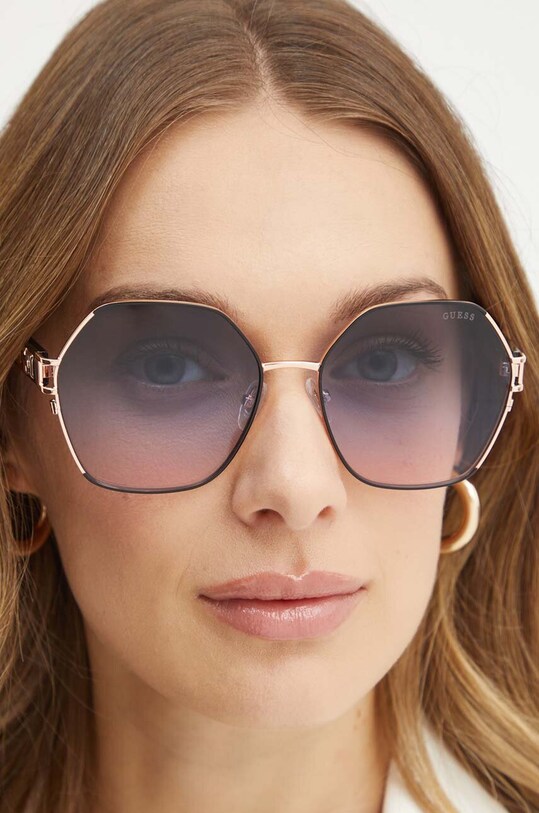 Guess ochelari de soare geometric negru GU7913.5905Z