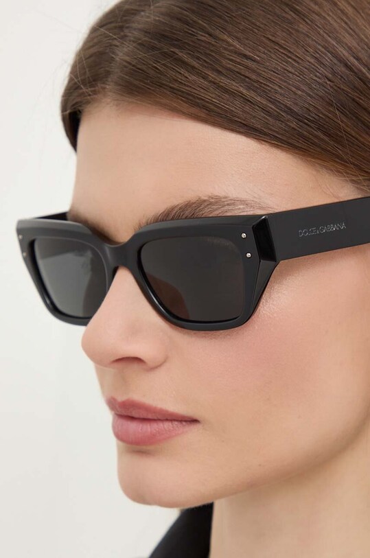 Dolce & Gabbana occhiali da sole a tinta unita nero 0DG4462