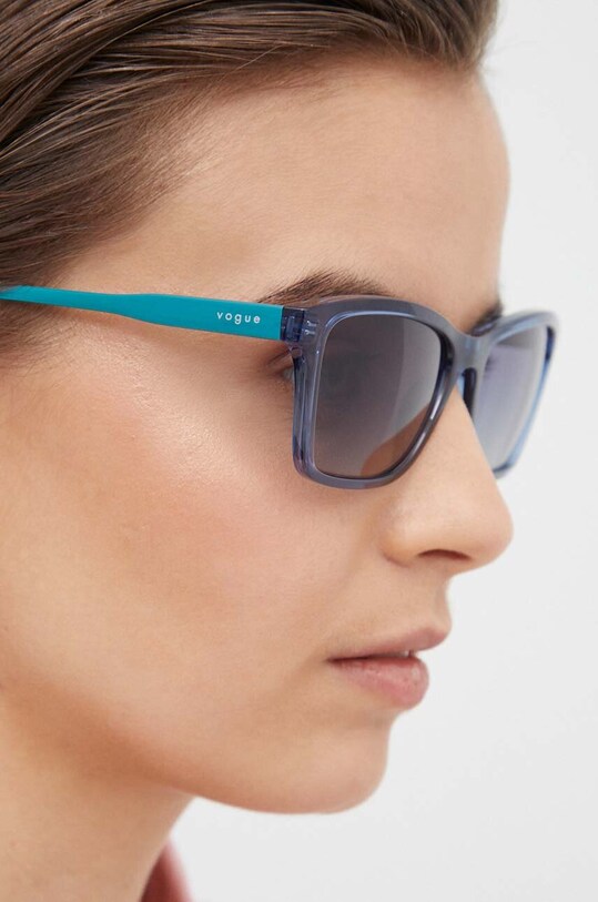 VOGUE ochelari de soare 0VO5551S albastru AA00