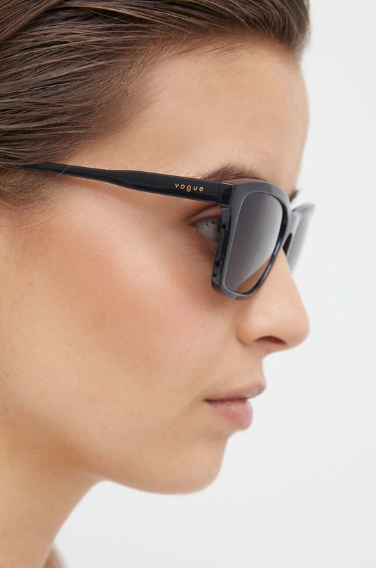 Sluneční brýle VOGUE 0VO5551S černá AA00