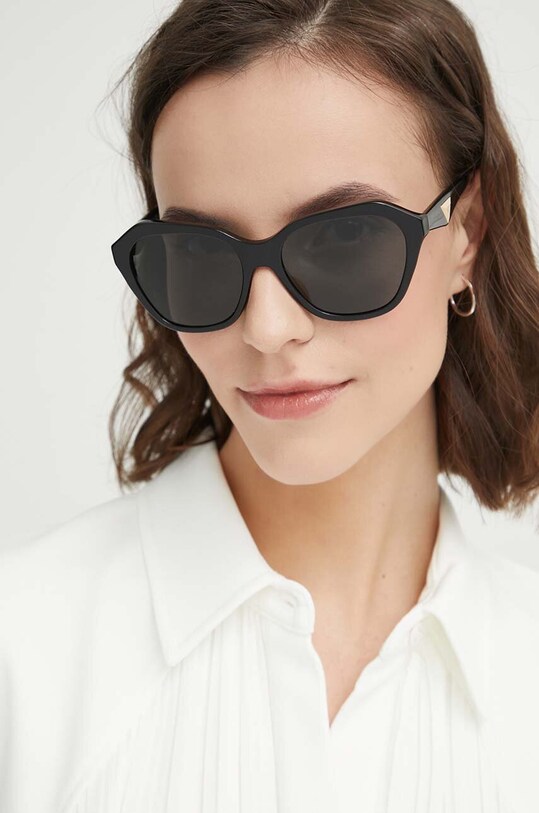 Солнцезащитные очки Emporio Armani нет чёрный 0EA4221