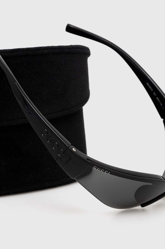 Солнцезащитные очки Gucci GG1651S чёрный