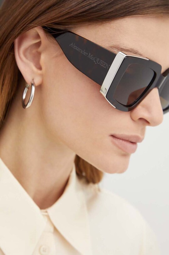Alexander McQueen ochelari de soare AM0446S maro