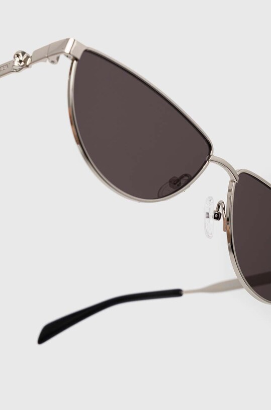 Akcesoria Alexander McQueen okulary przeciwsłoneczne AM0456S srebrny