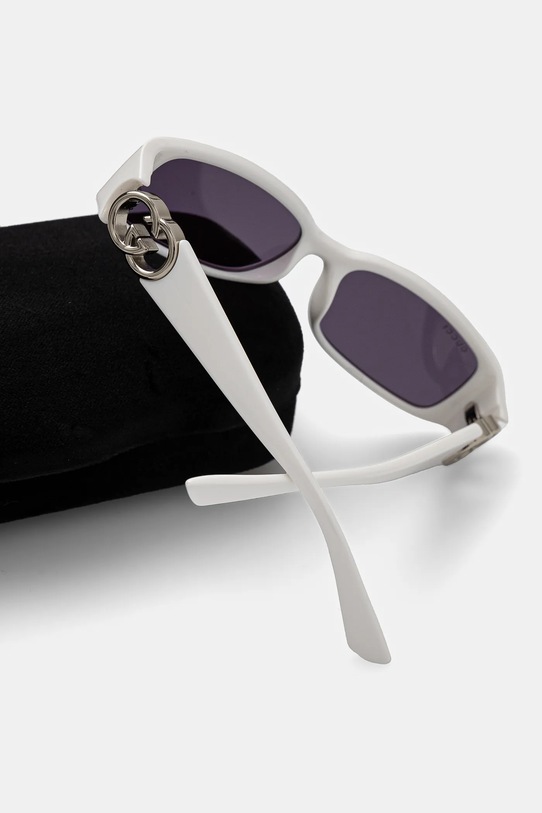 Солнцезащитные очки Gucci GG1661S белый