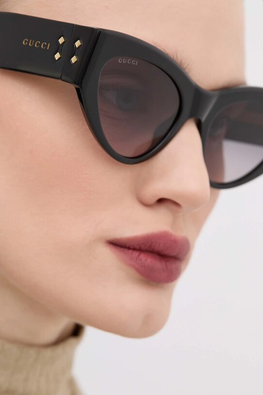 Солнцезащитные очки Gucci GG1704S чёрный