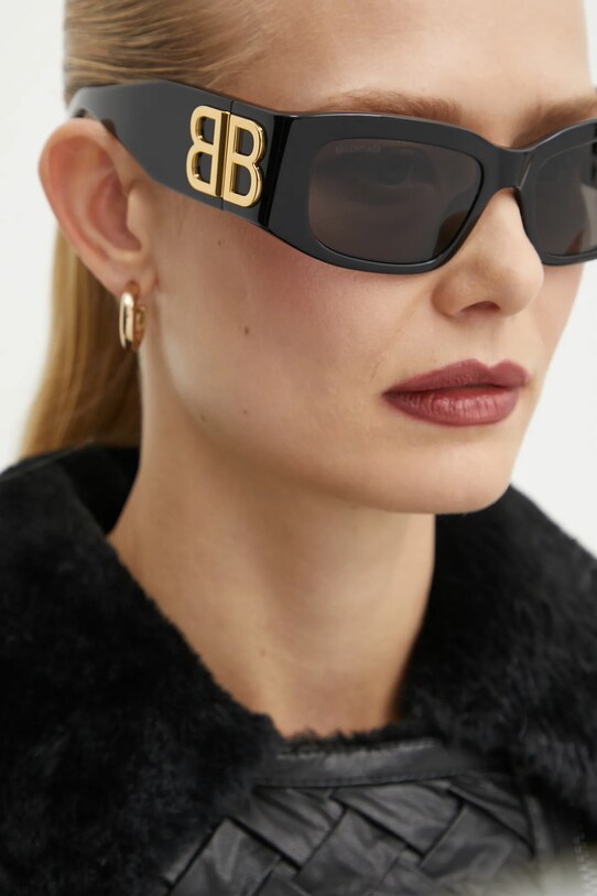 Солнцезащитные очки Balenciaga прямоугольные чёрный BB0360S