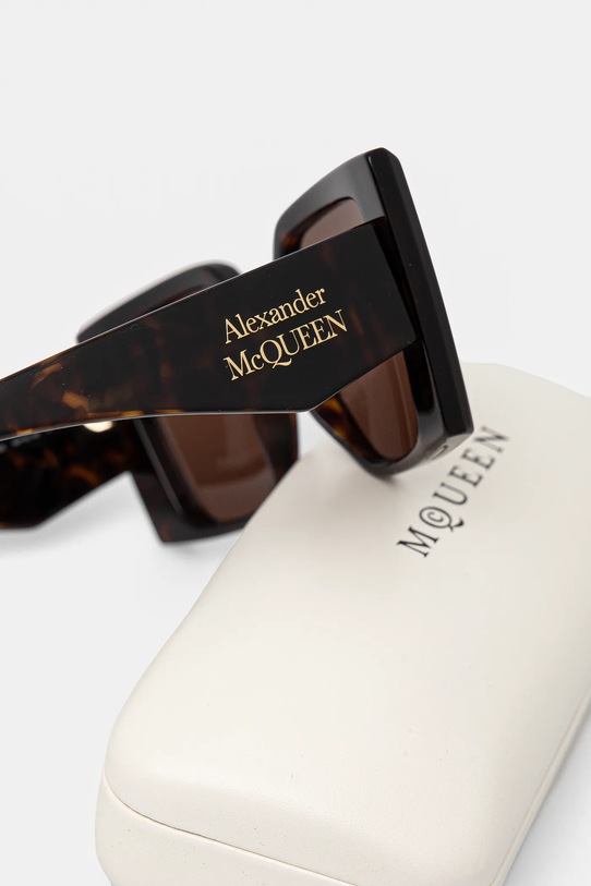 Слънчеви очила Alexander McQueen кафяв AM0467S