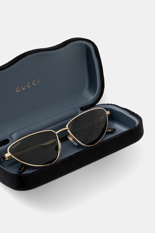 Солнцезащитные очки Gucci золотой GG1879S