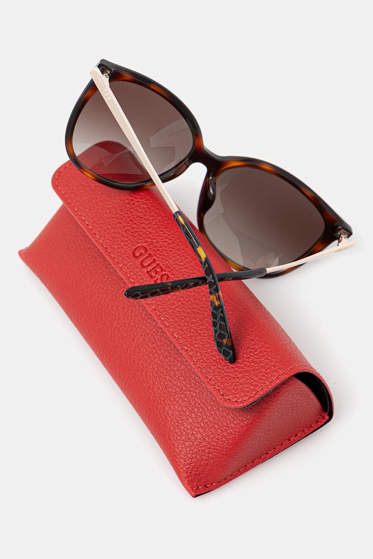 Guess napszemüveg barna GU00150.H.5952F