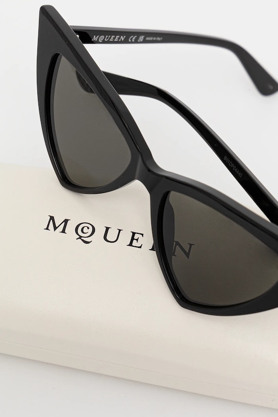 Sončna očala Alexander McQueen AM0518S črna