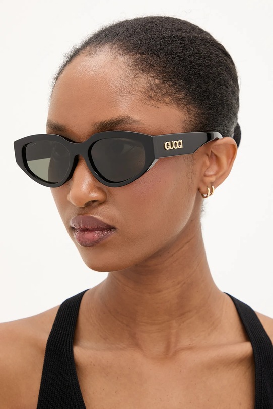 Солнцезащитные очки Gucci геометрические чёрный GG1845SA