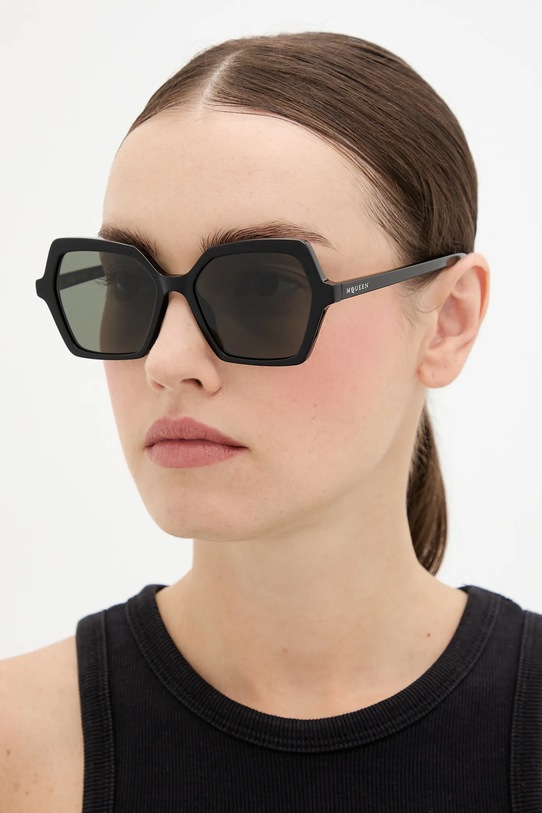 Alexander McQueen okulary przeciwsłoneczne jednolita czarny AM0537S