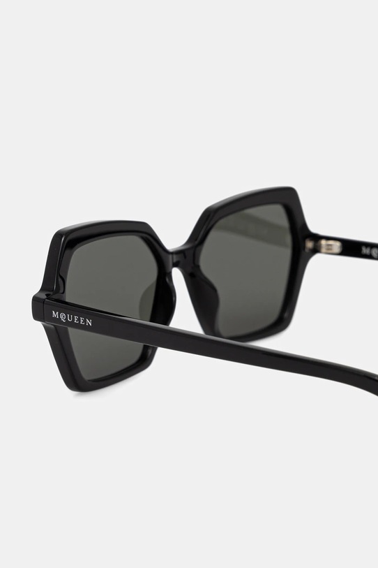 Akcesoria Alexander McQueen okulary przeciwsłoneczne AM0537S czarny