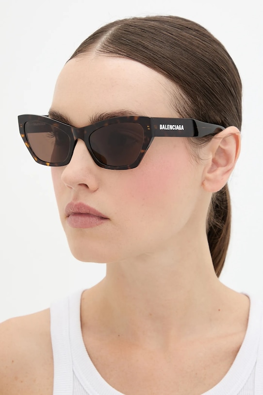 Balenciaga okulary przeciwsłoneczne jednolita brązowy BB0447S